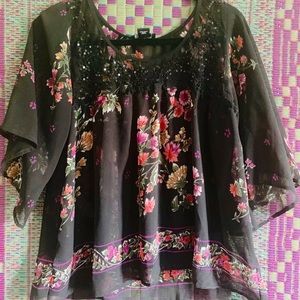 Floral shirt with black embellishments